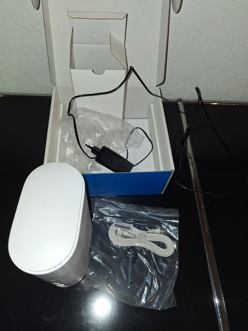 ZTE Modem & Router: ZTE 5G MC801A Router – Usato da Binningen venduto da buyandsell01 2