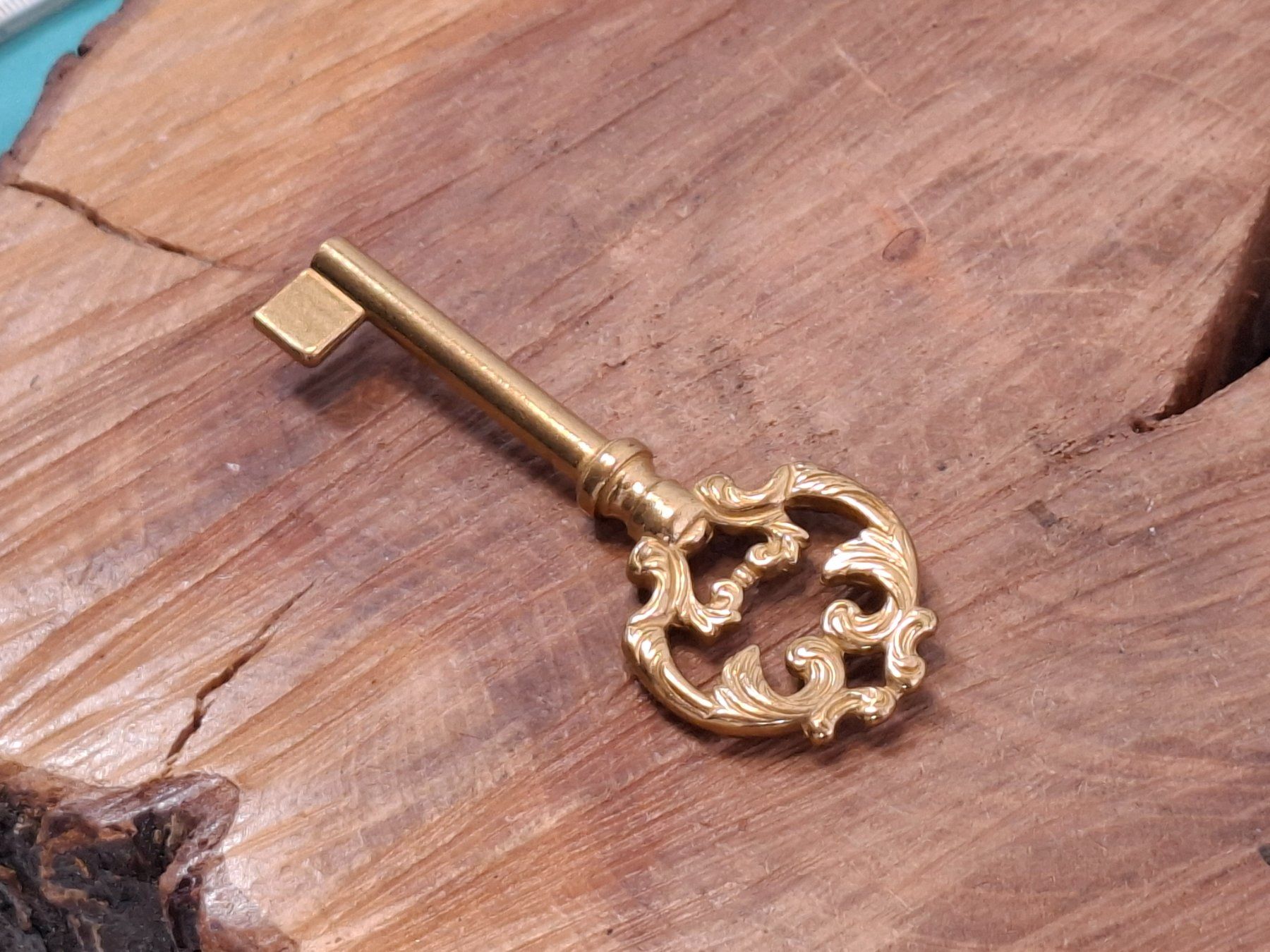 Lucchetti: 1 Möbel Hohl Schlüssel, 8.5cm, Messing - NEU (3664#MBS3) – Nuovo (secondo la descrizione) da Baar venduto da rocca268 5