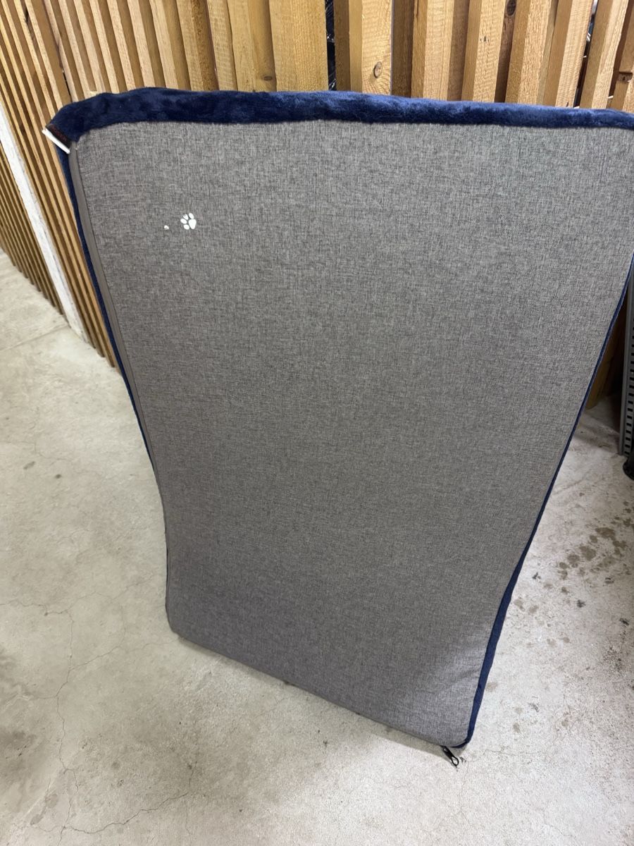 Trixie Niches, paniers: Hundematte 120x73 – D'occasion à Pfäffikon ZH par Lumika