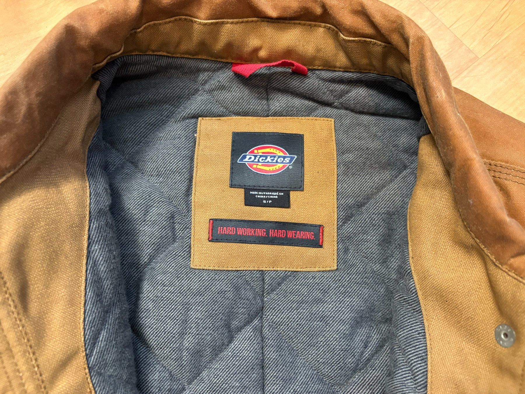 Dickies Giacche: Braune Dickies Winterjacke Gr. S/M – Nuovo (secondo la descrizione) da Willisau venduto da ani_gtk8 3