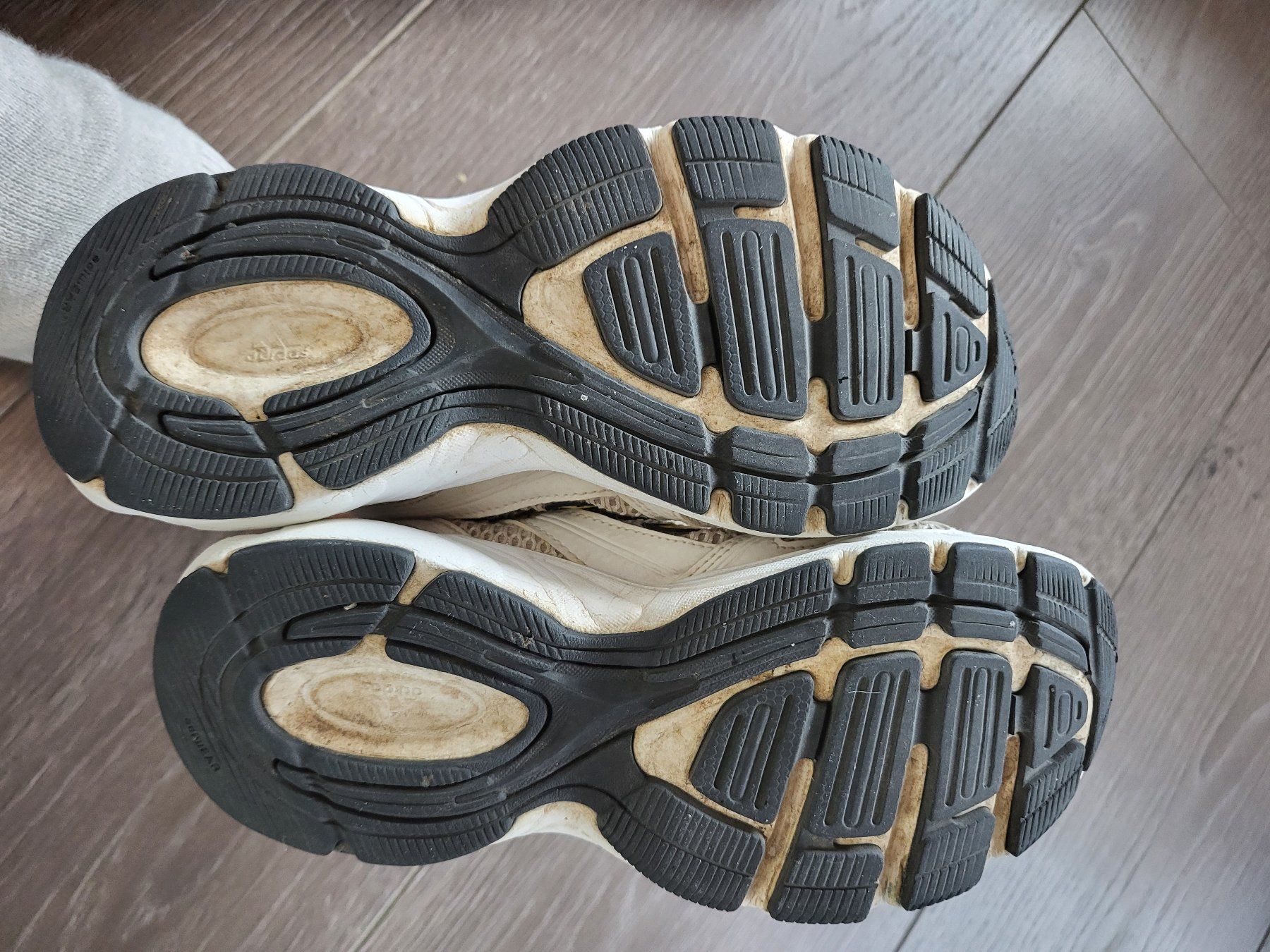 Adidas Chaussures hommes: baskets Adidas – D'occasion à Yverdon-les-Bains par Emavid 2