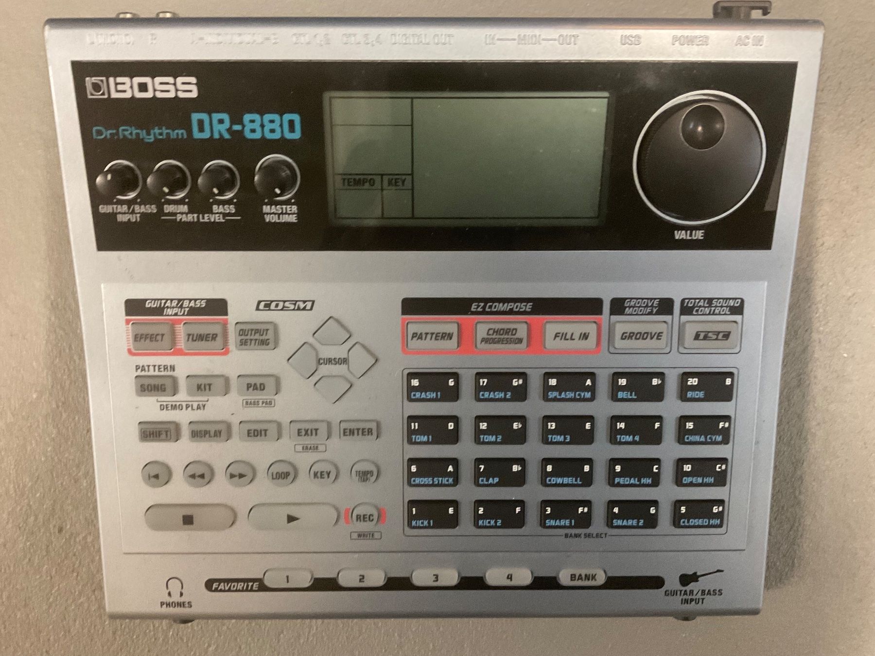 Strumenti musicali: Drummaschine Midi-Digital Boss DR - 880 – Usato da Tuggen venduto da This12