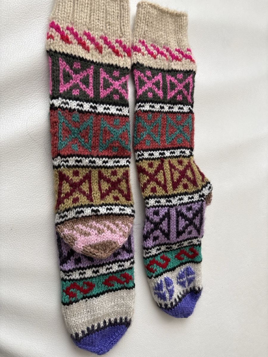 Socken: Handgesteickte Socken mit Muster - Grösse 39-42! – Neu (gemäss Beschreibung) aus Zofingen von MasterPCI