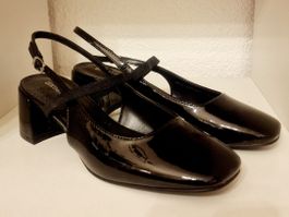 Schwarze Lack-Sandaletten, Gr. 38, wie neu!