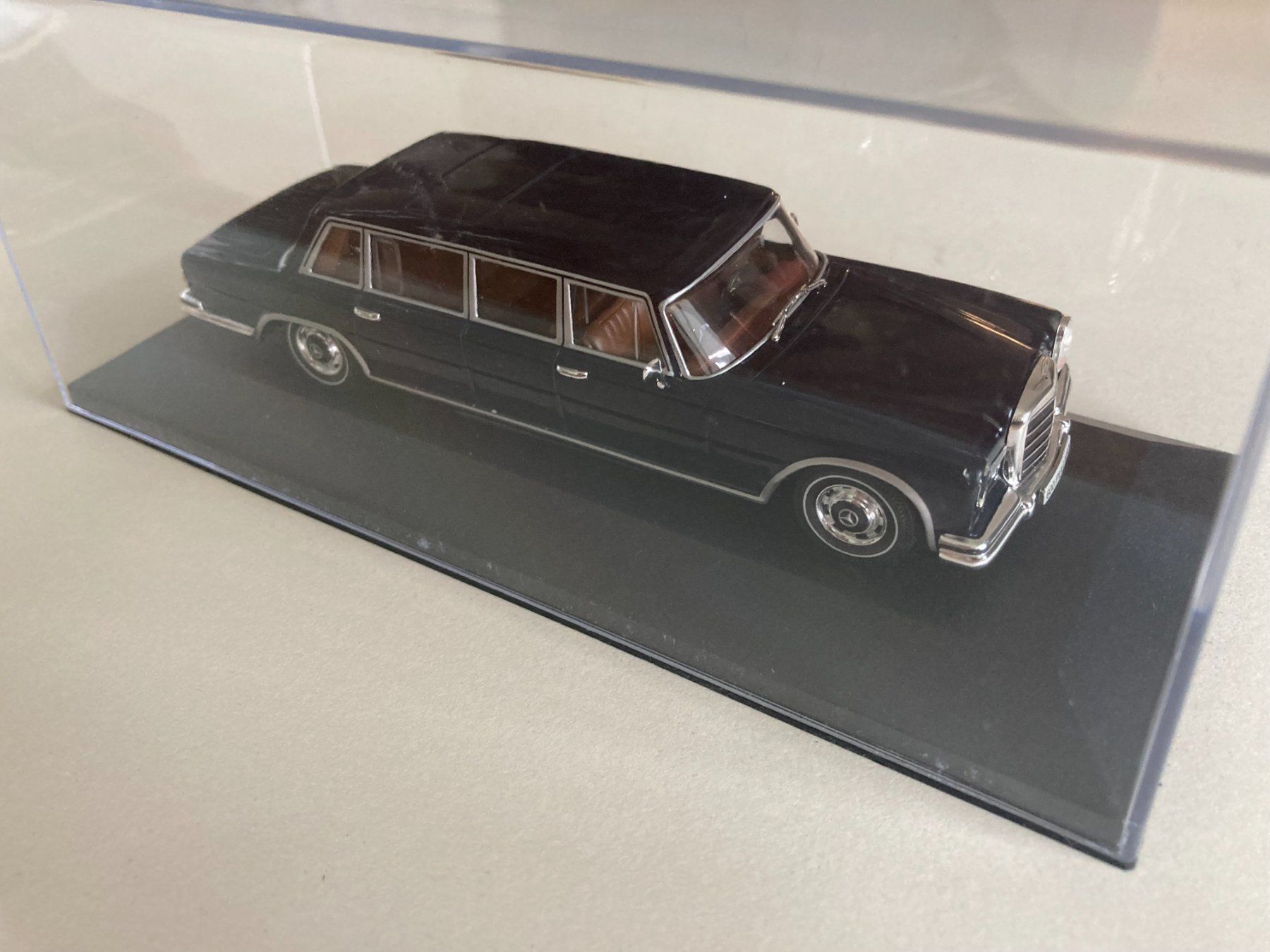 Mercedes-Benz Modellini d'auto: Mercedes Benz 600 Pullman – Usato da Uetikon am See venduto da Cupes 1