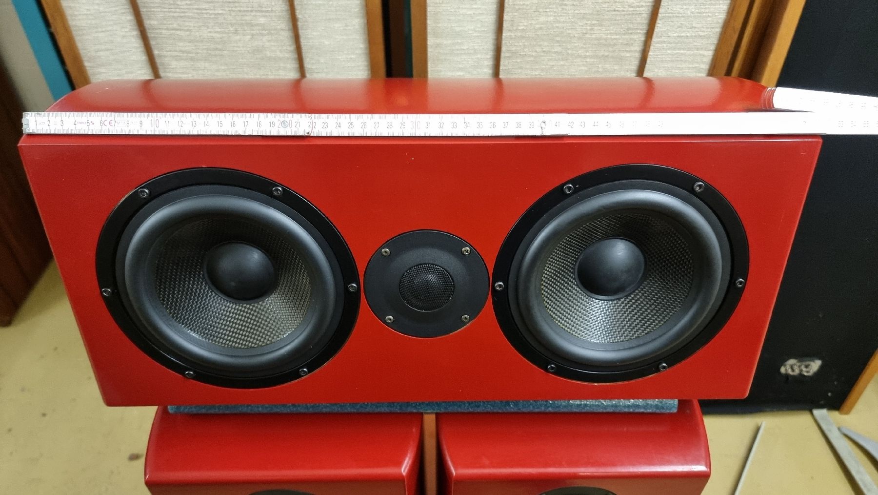 Casse acustiche: NOMI C1 Center Studiomonitor in Burgundy Red – Usato da Schöfflisdorf venduto da Silvervintage.CH