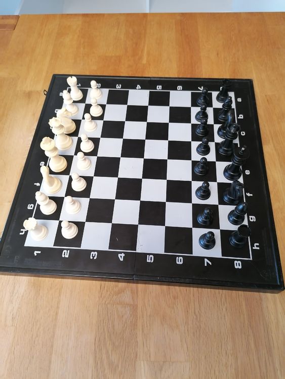 TTETTZ 17-in-1 Schachbrett - Elektronisches Strategiespiel Für Unterwegs