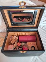 Kosmetikkoffer aus schwarzem Leder inkl. Make-up & Zubehör