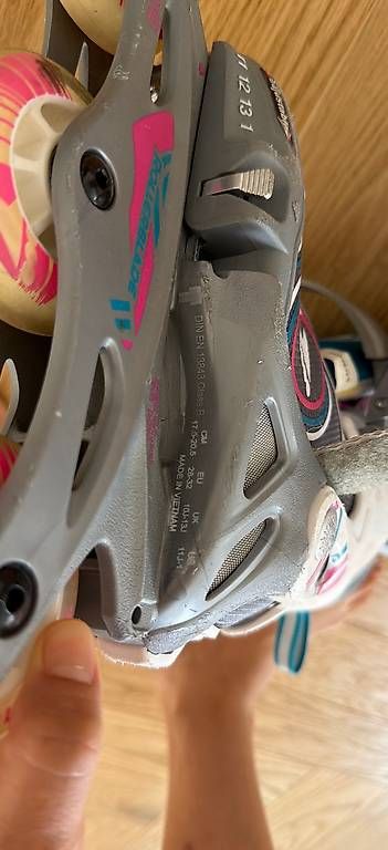 Patins à roul. & inline: Rollerblades / Inlineskates – D'occasion à Roggwil TG par est_r5x7 1