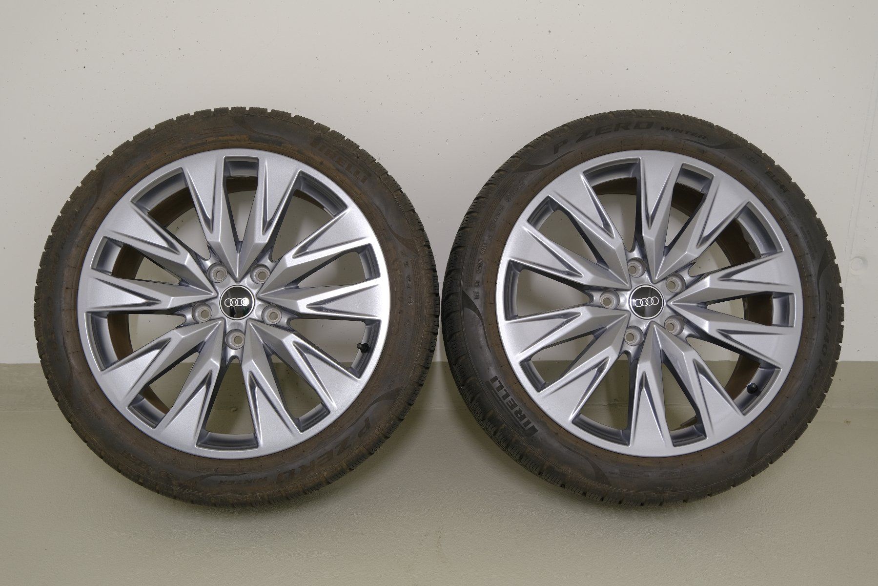 Audi Pneumatici & Ruote complete: Original Audi A6 e-tron Winter-Räder 20'' | Neuwertig – Usato da Koblenz venduto da XTRBiker 1