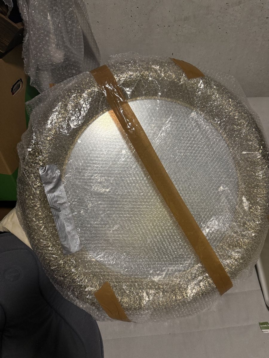 Specchi: Gold frame mirror – Nuovo (secondo la descrizione) da Auw venduto da ax2_9ndl