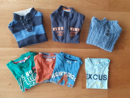 Kleiderpaket Gr. 122 (7 Stücke)