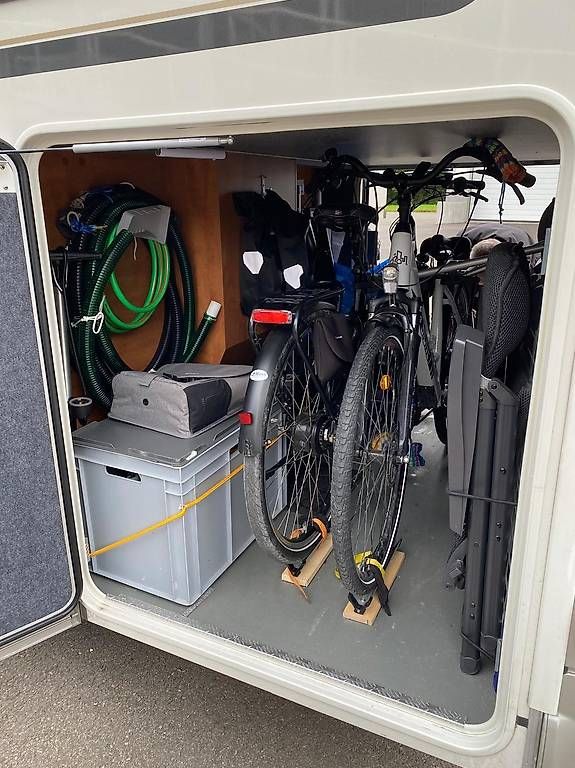 Camping Fahrzeuge: Carthago Chic c-line I 4.8 – Gebraucht aus Stein am Rhein von thg_v29j 9