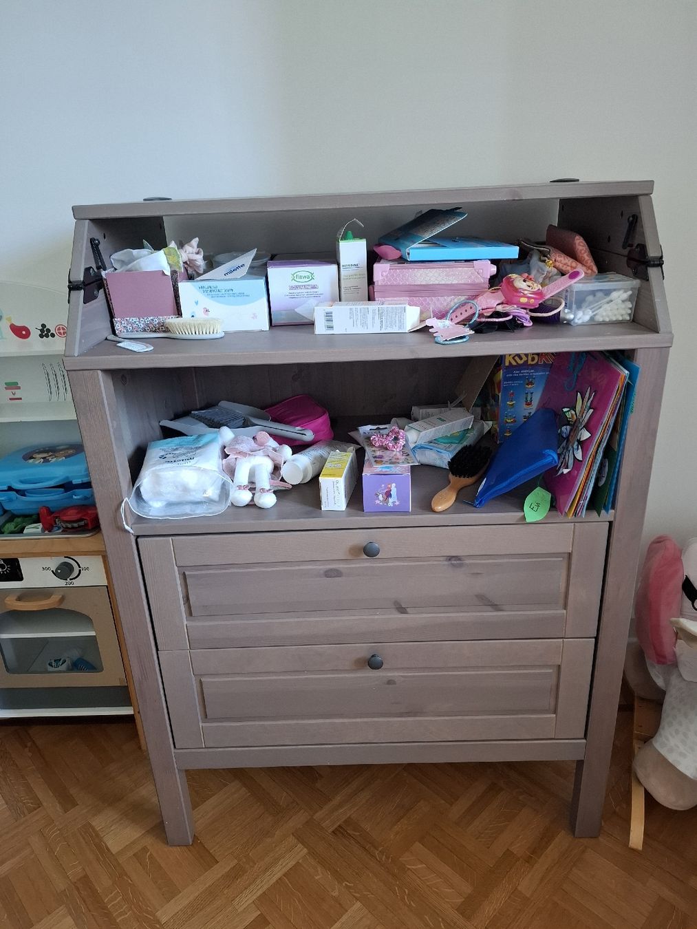 Ikea Wickeltisch & Zubehör: table a lange/ commode et accessoires a langer – Neu (gemäss Beschreibung) aus Morges von pat_6kvt