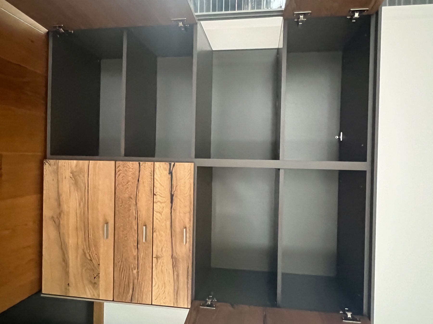Commodes: Venjakob Highboard mit indirekter Beleuchtung – D'occasion à Zuchwil par bliblofy 3
