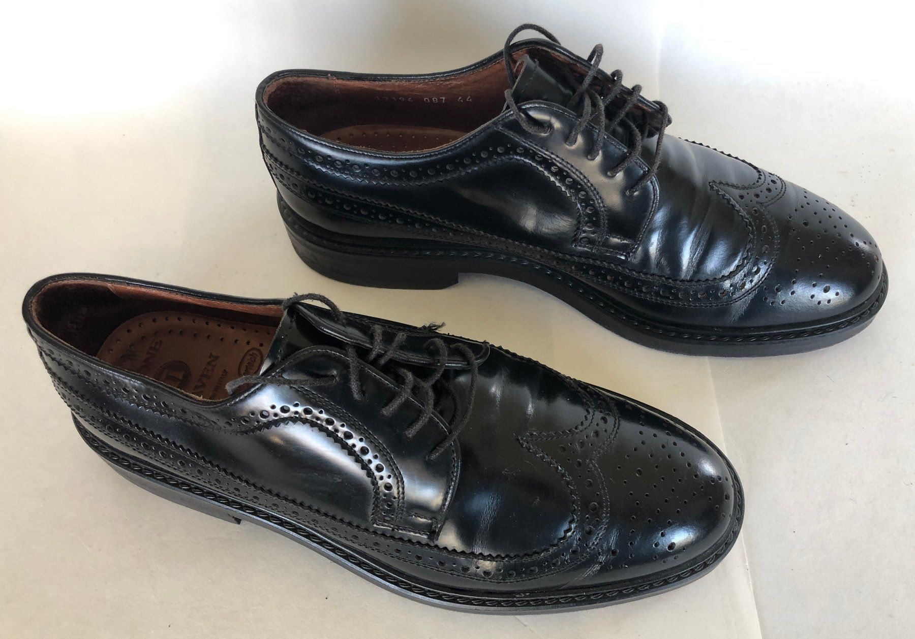 Scarpe da uomo: OXFORD Lederhalbschuhe - Männer - Grösse 44 - – Usato da Appenzell venduto da Zimiuno 1