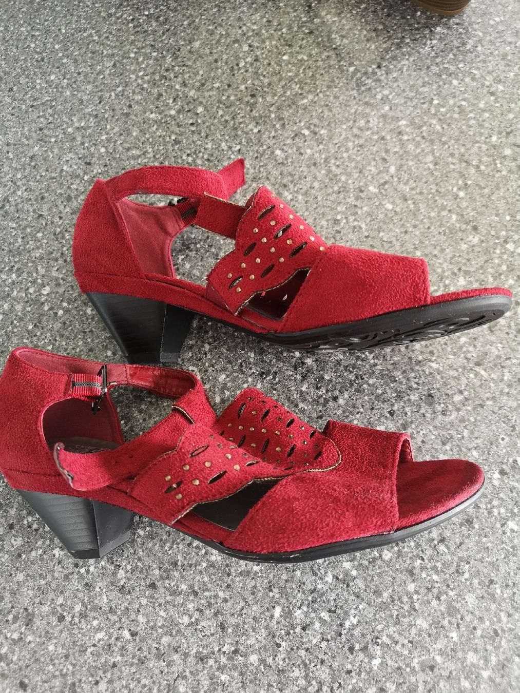 Scarpe da donna: Sandale rouge – Nuovo (secondo la descrizione) da Nyon venduto da bicounette66 1