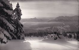 Crans s/ Sierre Le weisshorn et Rothorn 1963