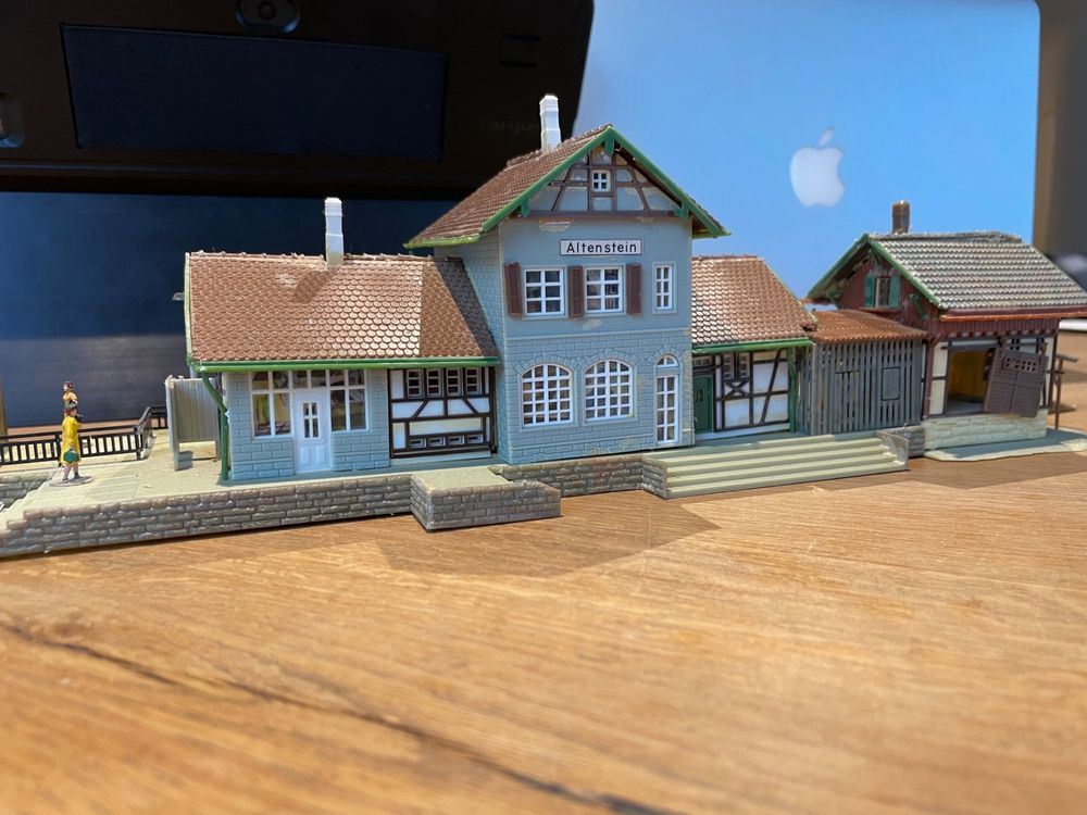 100 StÃ¼ck Modelleisenbahn-Figuren 1:50 â€“ Sitzend & Stehend, Unbemalt | FÃ¼r Miniaturlandschaften, Dioramen & PuppenhÃ¤user (weiÃŸ)