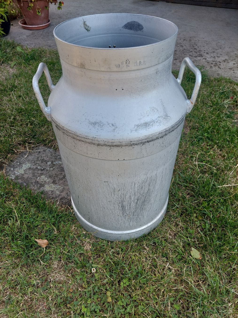 Agriculture: 40 Liter Milchkanne – D'occasion à Rüderswil par monalisa18 1