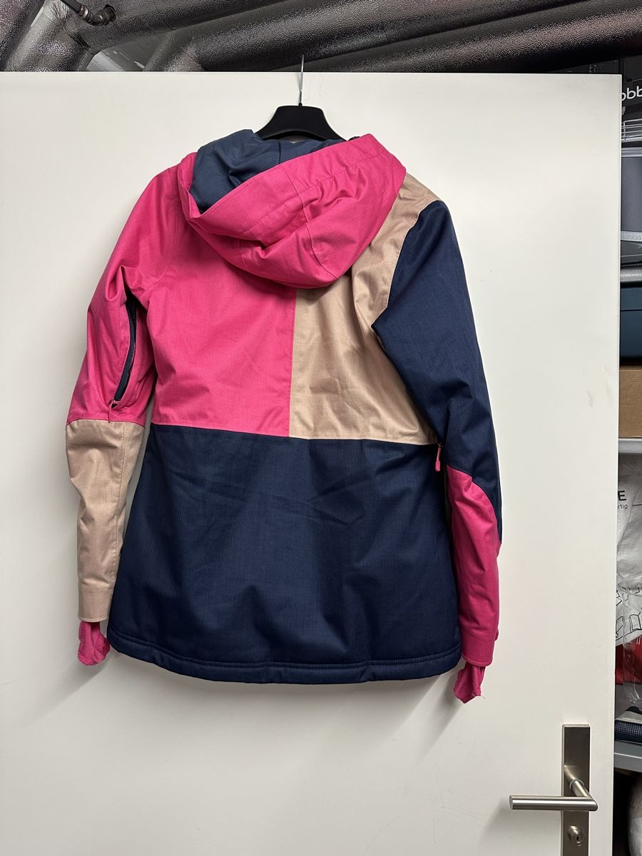 Sci: Oneill ski suit. Size XS . Good condition – Usato da Küssnacht am Rigi venduto da hor_dpb7 9
