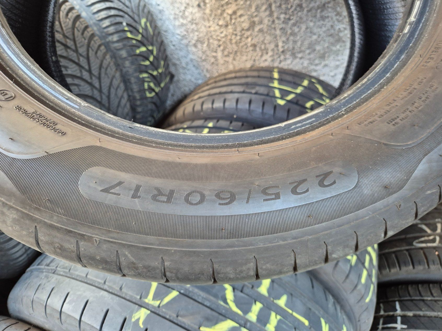 Pneus & Kompletträder: Sommerreifen  225/60 R 17 – Gebraucht aus Zimmerwald von Juga6