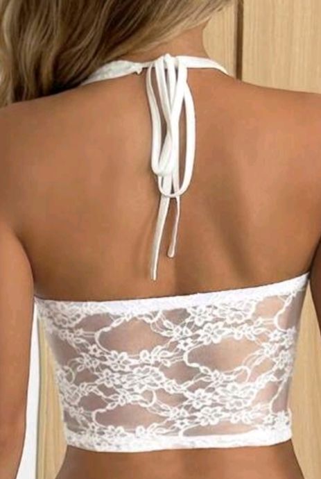Top: haut dos nu blanc en dentelle, taille M – Nuovo (secondo la descrizione) da Lausanne venduto da Cassandra11 1