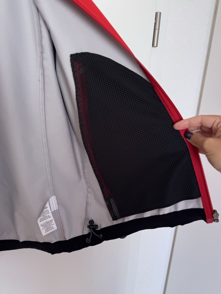 Peak Performance Giacche: Veste Peak Performance taille M – Usato da Villars-le-Grand venduto da Eva_1986 2