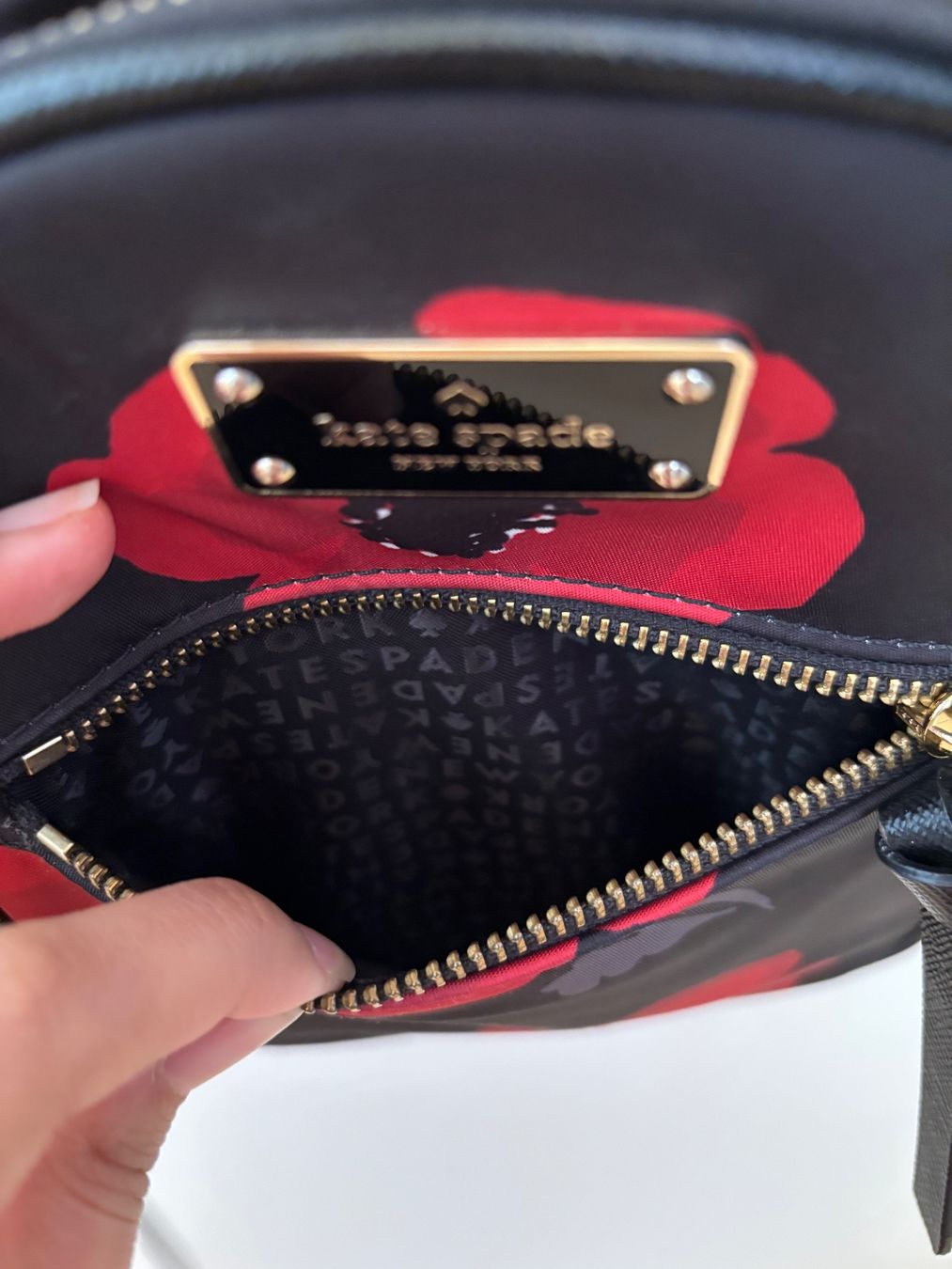 Kate Spade Zaini: Kate Spade Mini-Rucksack – Usato da Trübbach venduto da hik_gh6y 6