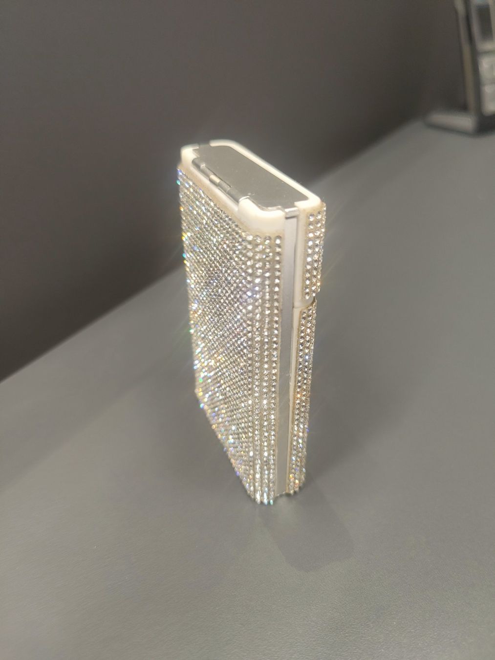 Sonstige Tabakwaren: 💎 Glamouröses Zigarettenetui mit Strass, neu ✨ – Neu (gemäss Beschreibung) aus Romanshorn von Diabolina 1