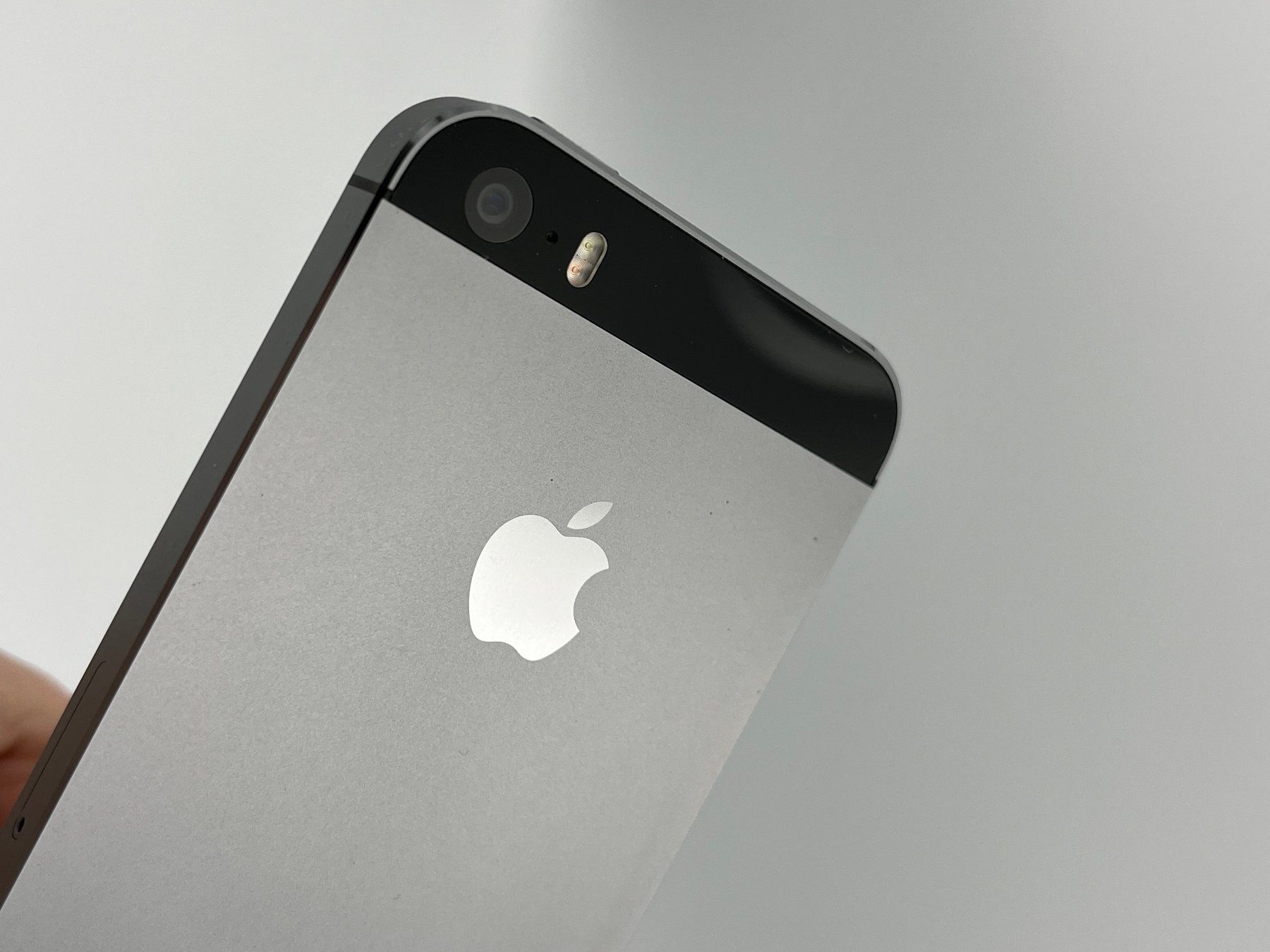 Apple Telefoni cellulari / Smartphones: iPhone 5s 16GB – Usato da Basel venduto da Xani 5