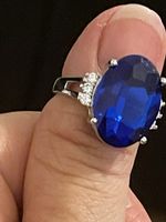Jolie Bague 57 avec pierre bleue ovale neuve