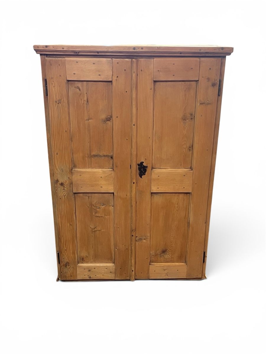 Armoires: Alpenländischer Kleinschrank – D'occasion à Gossau SG par Keller-Antiques 1