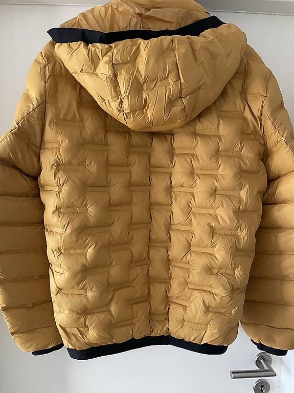 Giacche: Veste à capuche comme neuve XL/XXL – Usato da Lausanne venduto da chr_m7h2 4