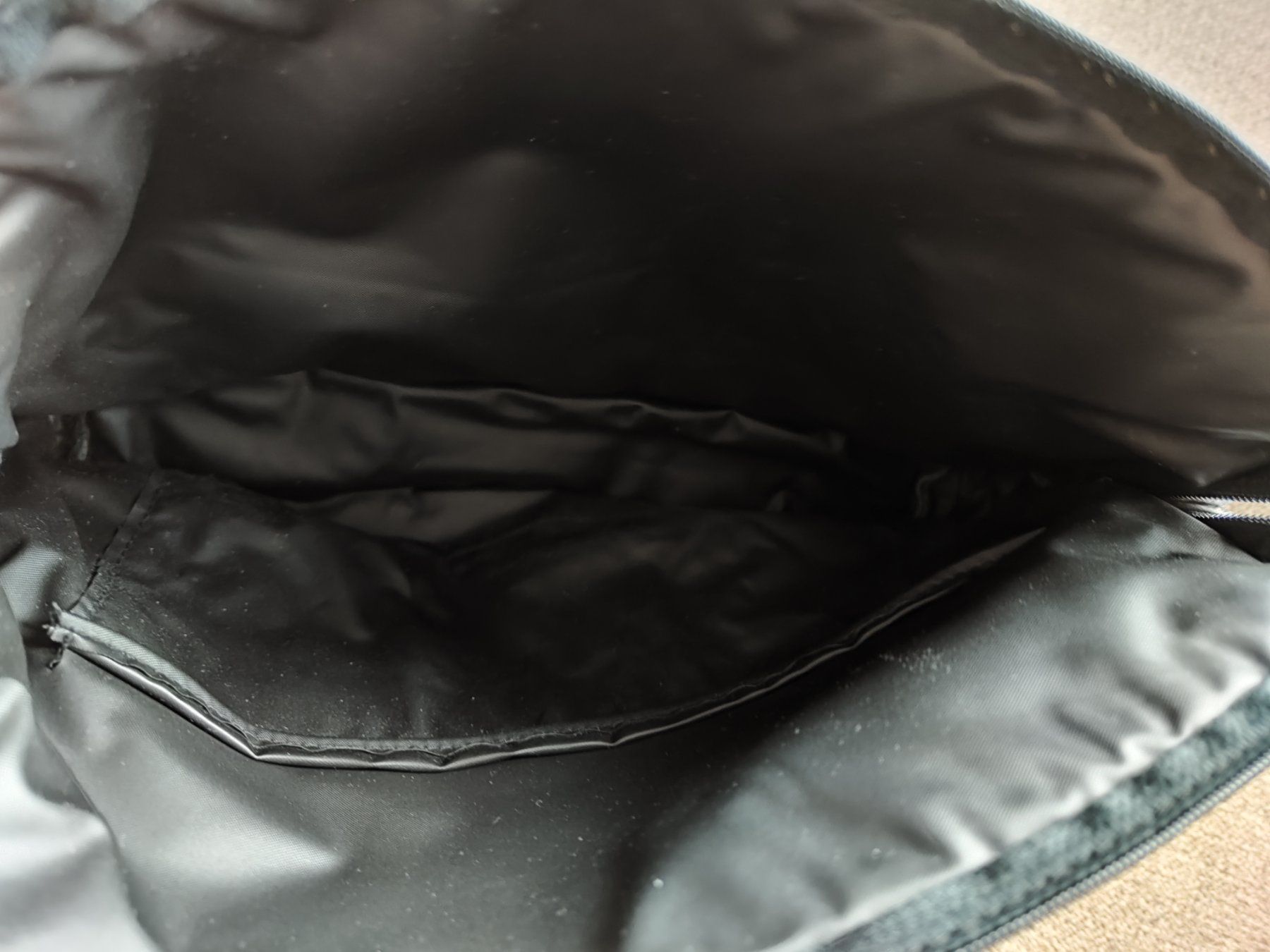 Custodie per cosmetici: Necessaire, schwarzes Leder – Usato da Saas im Prättigau venduto da eve_22 2