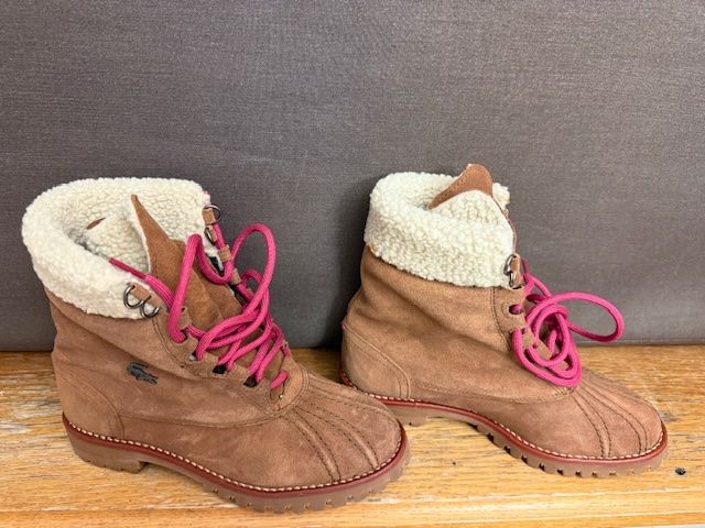 Lacoste Damenschuhe: Lacoste Boots Damen Gr.37 Wildleder Braun – Gebraucht aus Winterthur von projectcleanup