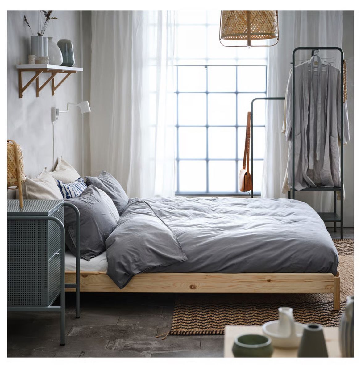 Letti: UTÅKER Stackable bed with 2 mattresses – Usato da Zürich venduto da Franfw