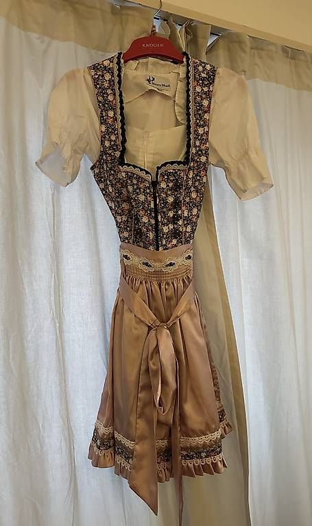 Kleider: Krüger Dirndl inkl. Bluse – Gebraucht aus Oltingen von GLuana 1