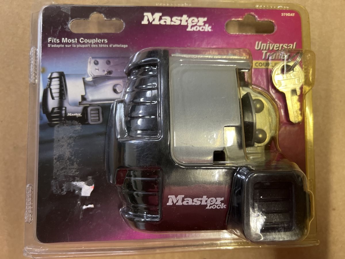 Lucchetti: Master Lock Universal Anhängerschloss, neuwertig! – Nuovo e nell'imballaggio originale da Wettingen venduto da stern910