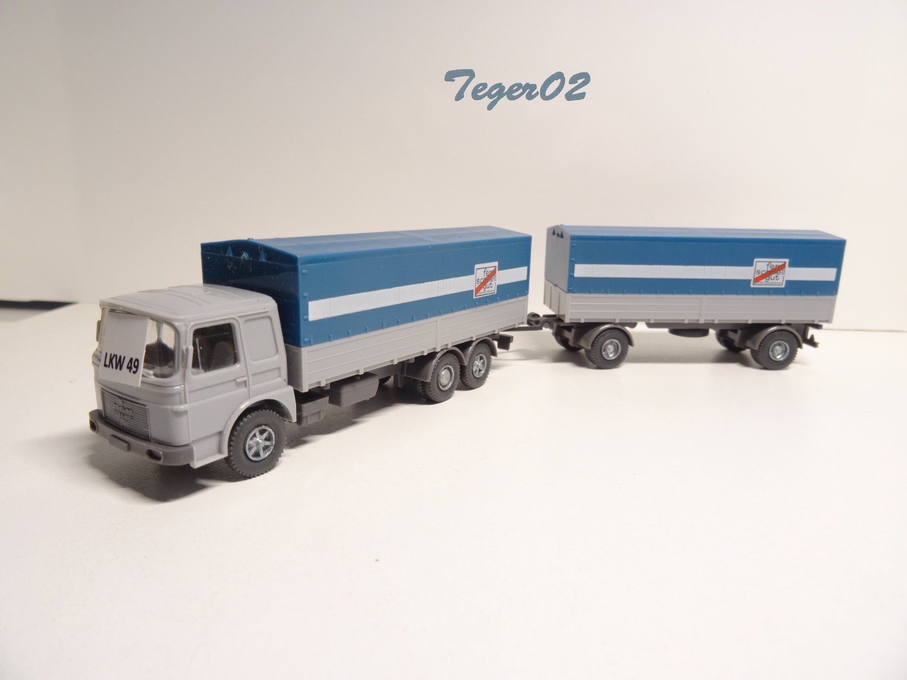 Modellini di ferrovie: Wiking. H0 LKW 49 1:87 – Nuovo e nell'imballaggio originale da Hochdorf venduto da Teger02