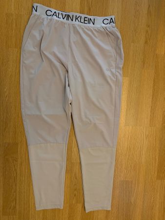 Calvin Klein Sporthose M/M leichte Stoffhose beige ...