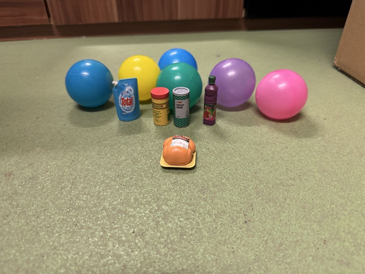 Spielzeuge: Spielzeuge Lebensmittel & Bälle Set – Gebraucht aus Jona von Good_luck_ 4
