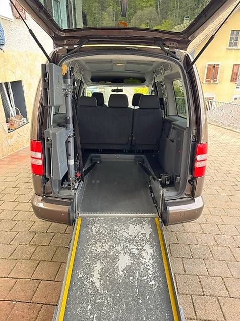 Autos: VW Caddy M. 1.6D BMT – D'occasion à Moutier par La_ge 2