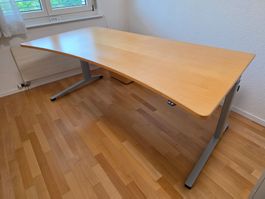 Grosser Schreibtisch, höhenverstellbar, top Zustand