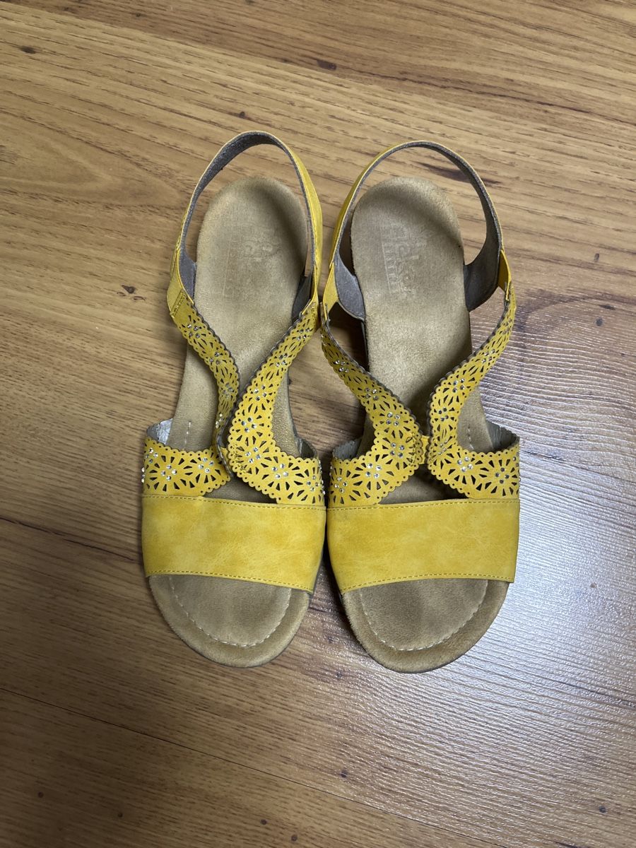 Rieker Scarpe da donna: Rieker Schuhe Gr. 39 – Usato da Rudolfstetten venduto da Stern042