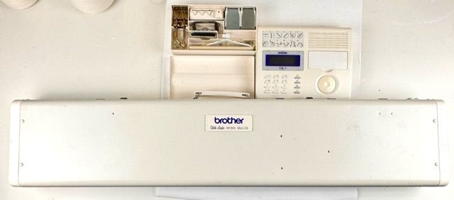 Brother Macchine da cucire: Strickmaschine Brother KH-970 Feinstricker 4.5mm – Usato da Plons venduto da Zimpfer