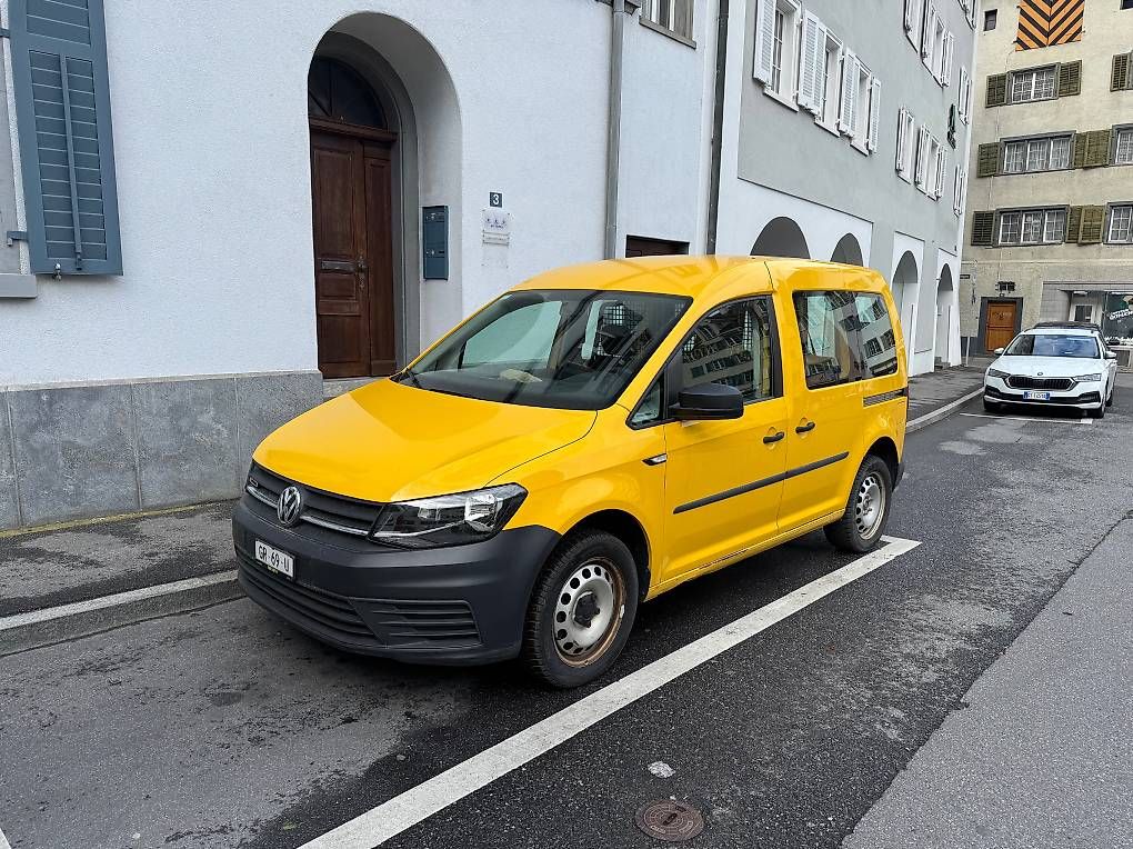 Veicoli commerciali: VW CADDY TDI 4x4 Automat  – Usato da Chur venduto da Cardinal1