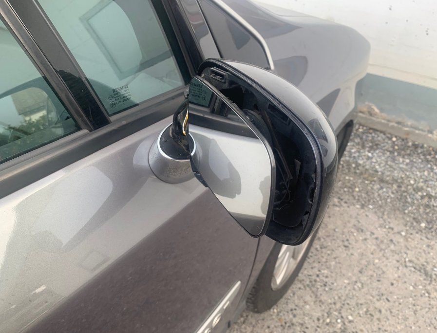 Renault Automobili: Renault Vel Satis 2.0 16v – Difettoso da Affeltrangen venduto da AutoZentrumAG 7