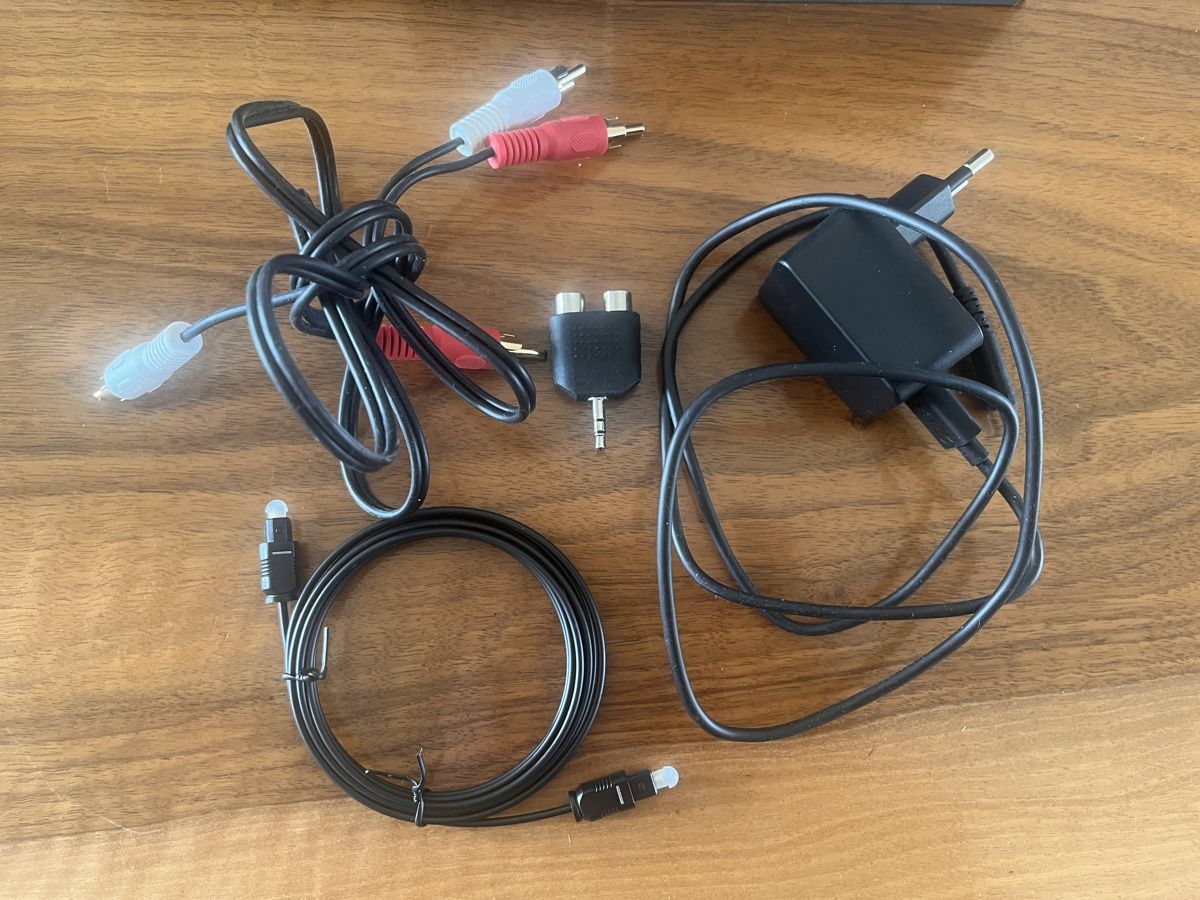 Amplifon Attrezzature mediche: Amplifon Hörgeräte TV Streamer – Usato da Laupen BE venduto da Rohe5500 3