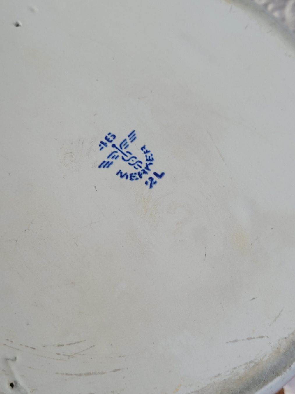 Toutes les décorations: Antiker Krug Emaille 2 Liter  – D'occasion à Buttikon SZ par Renco 6